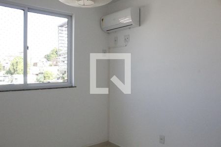 Quarto 1 de apartamento para alugar com 2 quartos, 72m² em Pechincha, Rio de Janeiro