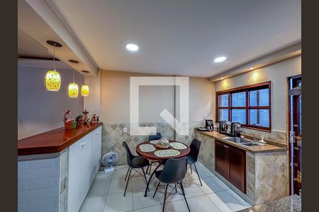 Casa de Condomínio à venda com 3 quartos, 180m² em Cosme Velho, Rio de Janeiro
