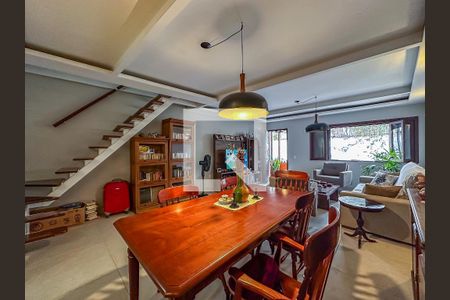Casa de Condomínio à venda com 3 quartos, 180m² em Cosme Velho, Rio de Janeiro
