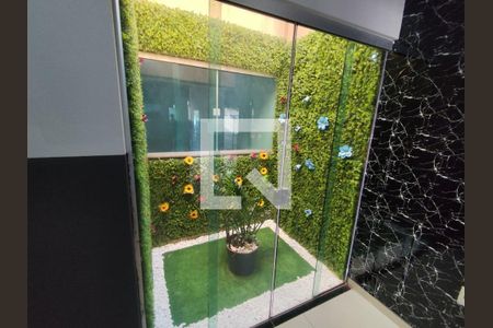 Casa para alugar com 2 quartos, 200m² em Jardim Patricia, Uberlândia