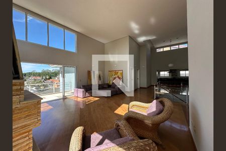 Sala de casa de condomínio à venda com 5 quartos, 600m² em Morada dos Pinheiros (aldeia da Serra), Barueri