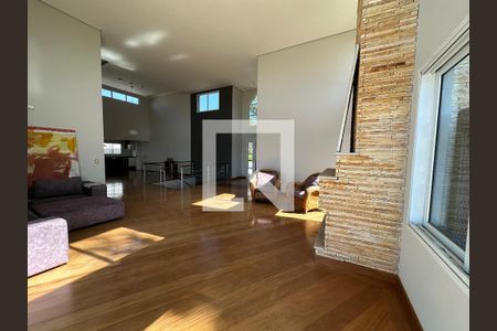 Sala de casa de condomínio à venda com 5 quartos, 600m² em Morada dos Pinheiros (aldeia da Serra), Barueri