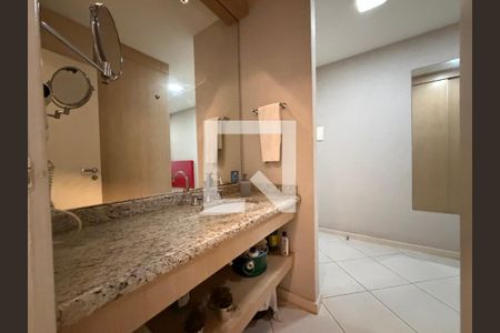 Banheiro de kitnet/studio à venda com 1 quarto, 37m² em Jacarepaguá, Rio de Janeiro