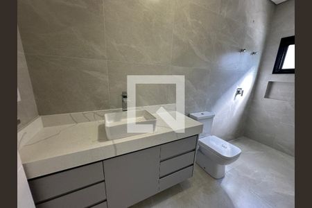Banheiro da Suíte 1 de casa de condomínio à venda com 4 quartos, 304m² em Santana de Parnaíba, Barueri