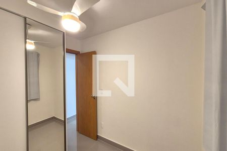 Quarto 1  de apartamento para alugar com 2 quartos, 45m² em Vila Satúrnia, Campinas