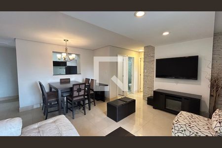 Sala de apartamento para alugar com 2 quartos, 82m² em Jardim Zaira, Guarulhos