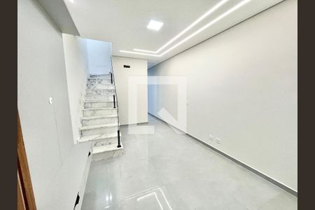 Sala de casa à venda com 3 quartos, 123m² em Jardim São Paulo, São Paulo