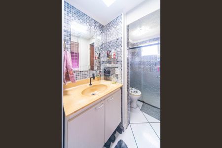 Banheiro de apartamento à venda com 2 quartos, 54m² em Jardim Alvorada, São Bernardo do Campo