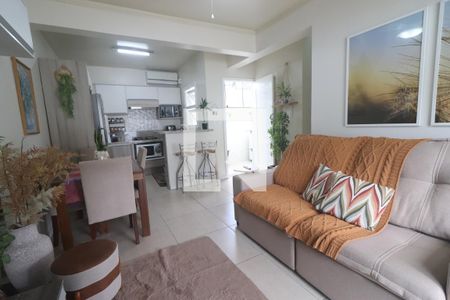 sala de casa de condomínio à venda com 2 quartos, 72m² em São José, Novo Hamburgo