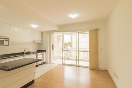 Sala de apartamento para alugar com 2 quartos, 90m² em Água Verde, Curitiba