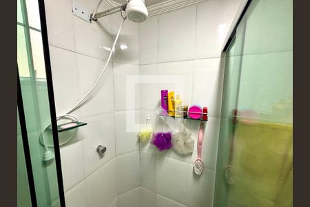 Banheiro de apartamento à venda com 2 quartos, 43m² em Vila Paranagua, São Paulo