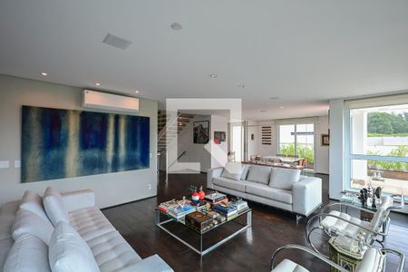 Casa de Condomínio à venda com 4 quartos, 800m² em Jardim Vitoria Regia (zona Oeste), São Paulo