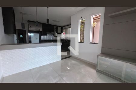 Casa à venda com 3 quartos, 193m² em Lundcéia, Lagoa Santa