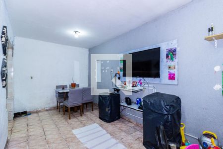 Sala de casa à venda com 3 quartos, 120m² em Jardim Santa Cruz, São Paulo