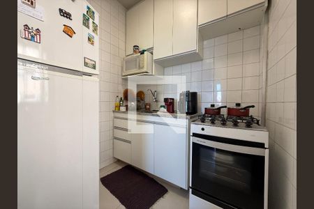 Apartamento à venda com 2 quartos, 60m² em Nova Suíça, Belo Horizonte