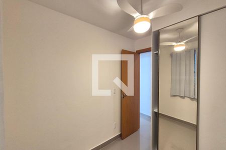 Quarto 1  de apartamento para alugar com 2 quartos, 45m² em Vila Satúrnia, Campinas
