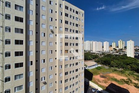 Vista do Quarto 1  de apartamento para alugar com 2 quartos, 45m² em Vila Satúrnia, Campinas