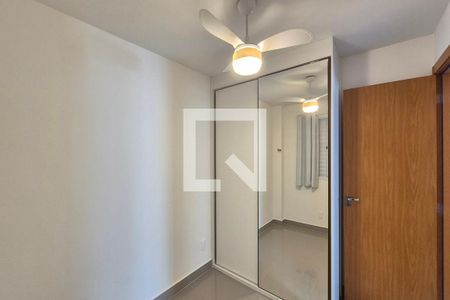 Quarto 1  de apartamento para alugar com 2 quartos, 45m² em Vila Satúrnia, Campinas