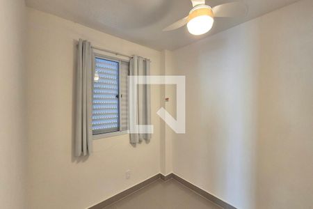 Quarto 1  de apartamento para alugar com 2 quartos, 45m² em Vila Satúrnia, Campinas