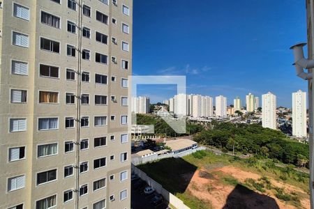 Vista da Sala  de apartamento para alugar com 2 quartos, 45m² em Vila Satúrnia, Campinas