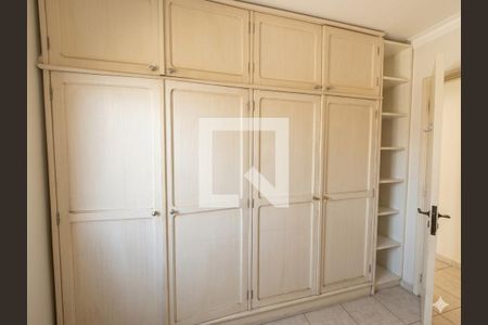 Quarto de apartamento para alugar com 3 quartos, 72m² em Jardim Esmeralda, São Paulo