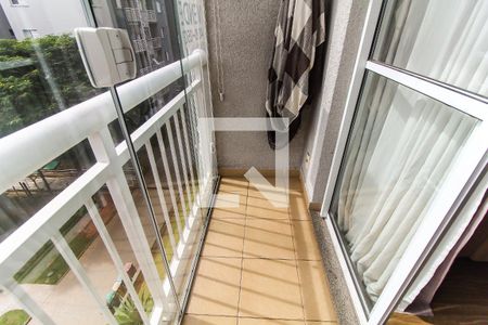 Sacada de apartamento à venda com 2 quartos, 48m² em Colônia (zona Leste), São Paulo