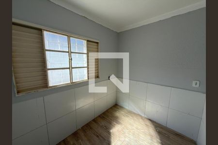 Quarto 01  de casa para alugar com 4 quartos, 250m² em Setor Habitacional Vicente Pires, Brasília