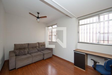 Quarto de apartamento à venda com 3 quartos, 85m² em Jardim América, Belo Horizonte