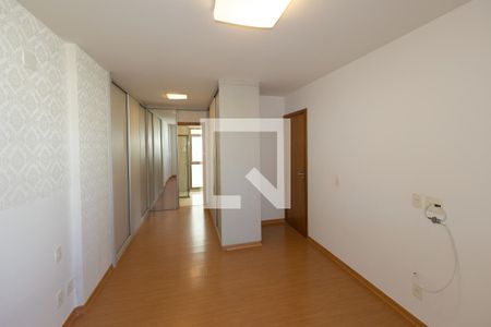 Suíte 1 de apartamento para alugar com 3 quartos, 217m² em Vale dos Cristais, Nova Lima
