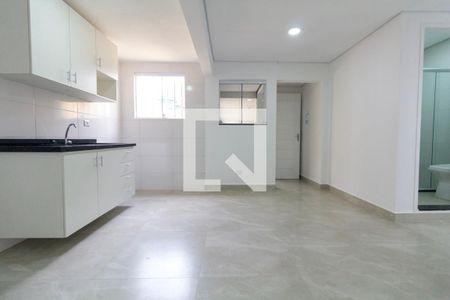 Sala e Cozinha de apartamento para alugar com 2 quartos, 60m² em Vila Marieta, São Paulo