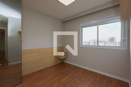 Suíte de apartamento para alugar com 2 quartos, 73m² em Jardim Caboré, São Paulo