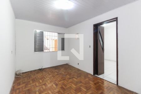 Quarto 1 de casa para alugar com 2 quartos, 100m² em Jardim Guaianazes, São Paulo