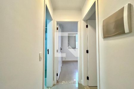 Corredor de apartamento para alugar com 2 quartos, 74m² em Vila Clementino, São Paulo