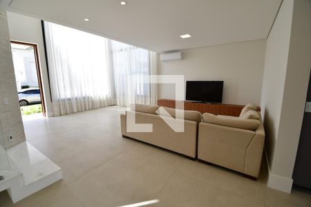 Sala de casa de condomínio para alugar com 4 quartos, 295m² em Loteamento Residencial Arborais, Campinas
