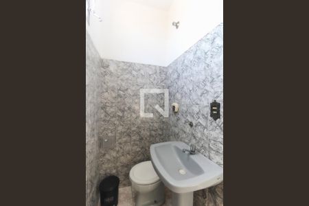Lavabo de casa para alugar com 2 quartos, 80m² em Jardim Guaianazes, São Paulo
