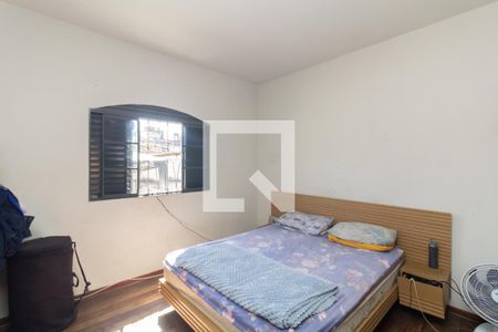 Quarto 1 de casa à venda com 8 quartos, 650m² em Parada XV de Novembro, São Paulo