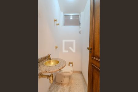 Lavabo de apartamento para alugar com 4 quartos, 198m² em Bela Vista, São Paulo