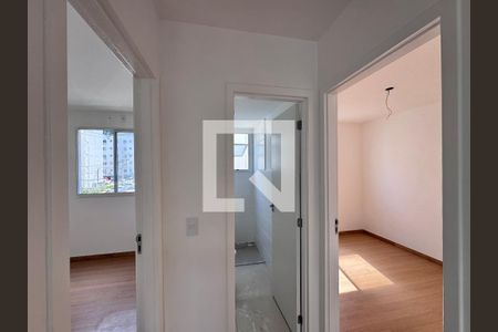 Corredor de apartamento à venda com 2 quartos, 44m² em Vargem Grande, Rio de Janeiro