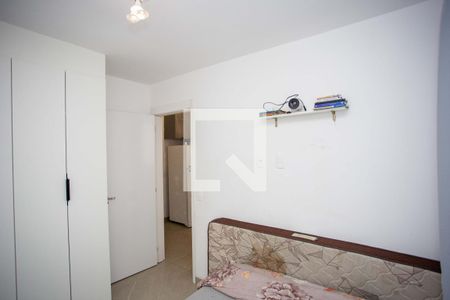 Quarto 1 de apartamento à venda com 2 quartos, 34m² em Jardim Miriam, São Paulo