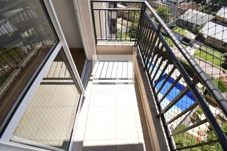 Sacada da Sala de apartamento para alugar com 3 quartos, 67m² em Tingui, Curitiba