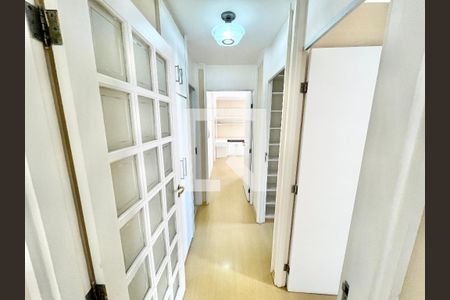 Corredor de apartamento para alugar com 4 quartos, 119m² em Santana, São Paulo