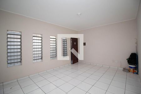 Sala de casa para alugar com 3 quartos, 200m² em Vila Maricy, Guarulhos