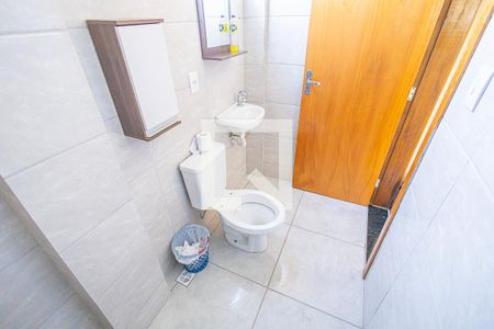 Banheiro 1 de casa para alugar com 3 quartos, 70m² em Ouro Preto, Belo Horizonte