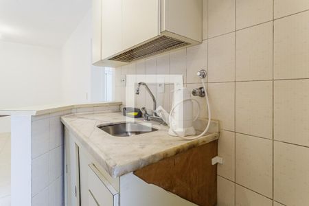 Sala/Cozinha de apartamento para alugar com 1 quarto, 45m² em Vila Nova Conceição, São Paulo
