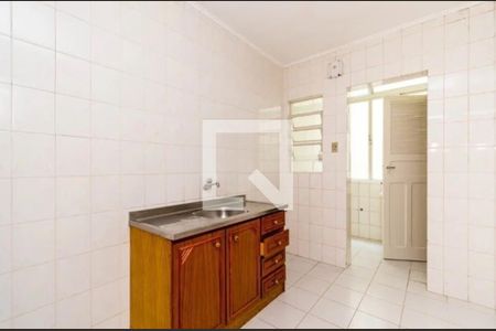 Cozinha de apartamento à venda com 2 quartos, 53m² em Floresta, Porto Alegre