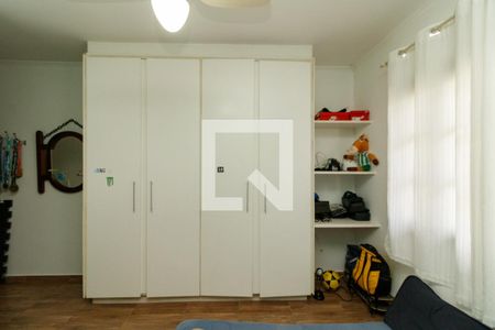 Suíte de casa para alugar com 4 quartos, 560m² em Jardim Virginia Bianca, São Paulo