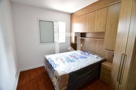 Quarto 1 de apartamento para alugar com 2 quartos, 54m² em Vila Itapura, Campinas