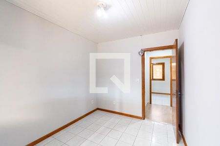Casa à venda com 2 quartos, 42m² em Guajuviras, Canoas