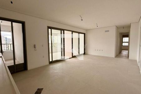 Apartamento à venda com 3 quartos, 123m² em Moema, São Paulo
