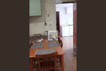 Casa à venda com 3 quartos, 270m² em Alphaville, Santana de Parnaíba